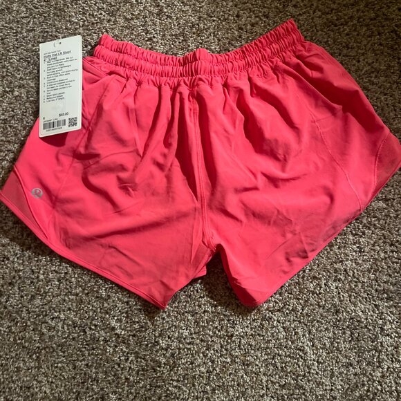 Lululemon Hotty Hot Shorts - Picture 3 of 5